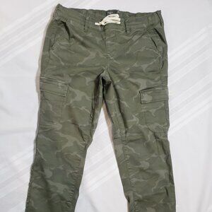 Torrid size 12 camouflage pants